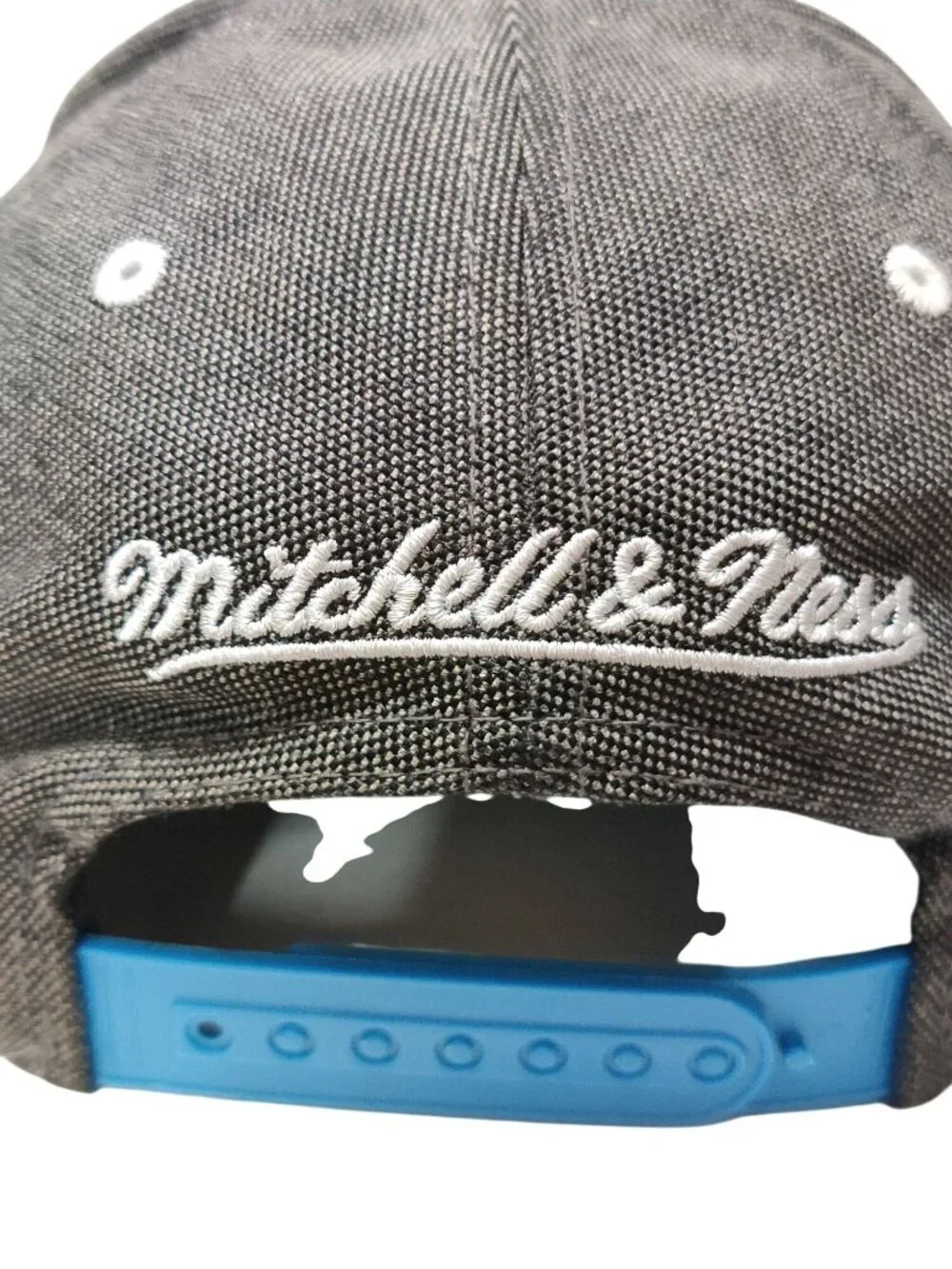 Mitchell & Ness Dallas Mavericks Hat Snapback Gray Black Retro NBA Adjustable